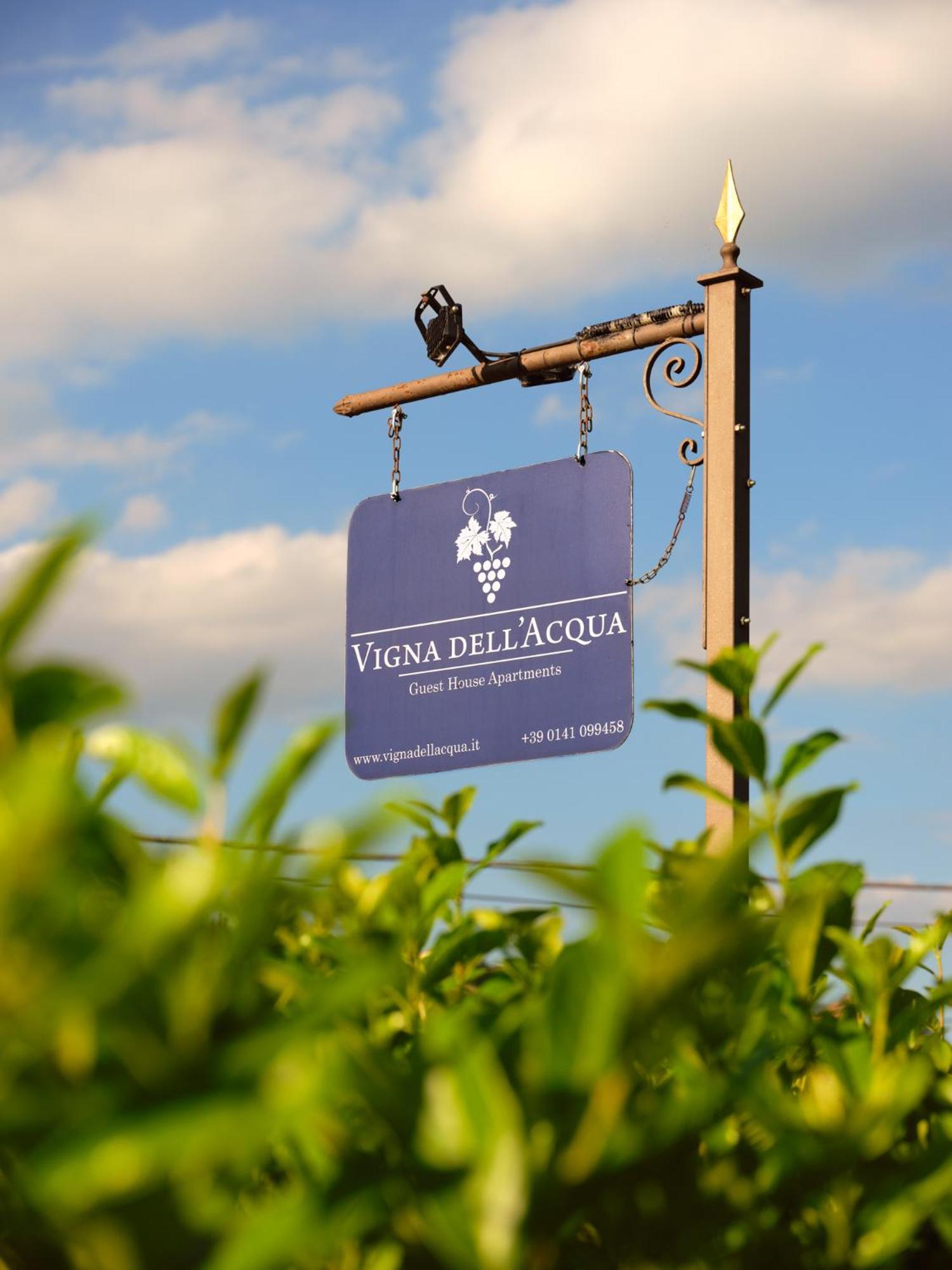 Vigna Dell'Acqua Villa Santo Stefano Belbo Exterior photo