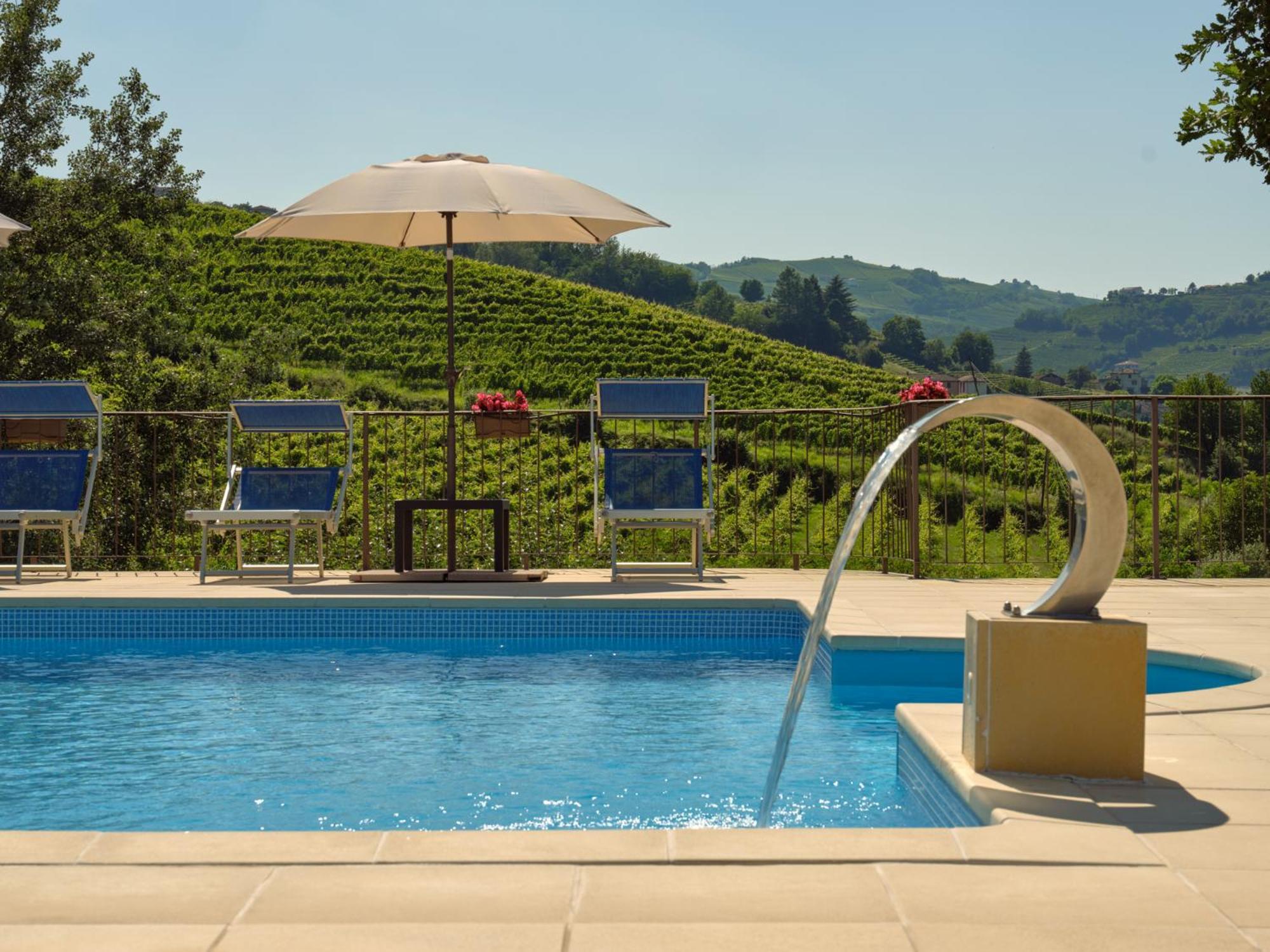 Vigna Dell'Acqua Villa Santo Stefano Belbo Exterior photo