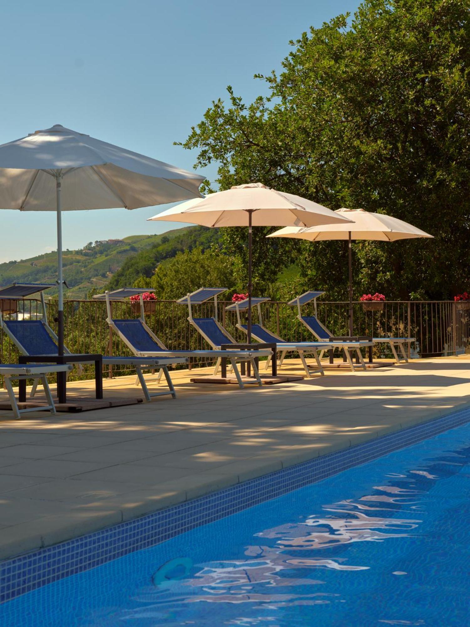 Vigna Dell'Acqua Villa Santo Stefano Belbo Exterior photo